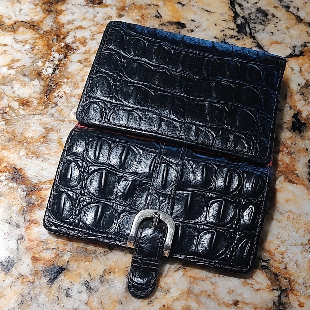 Brahmin Black and Red Croc-Embossed Leather Wallet with Buckle. Pre-owned - Picture 6 of 13